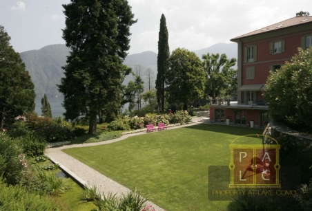 prestigious villa on lake Como for sale